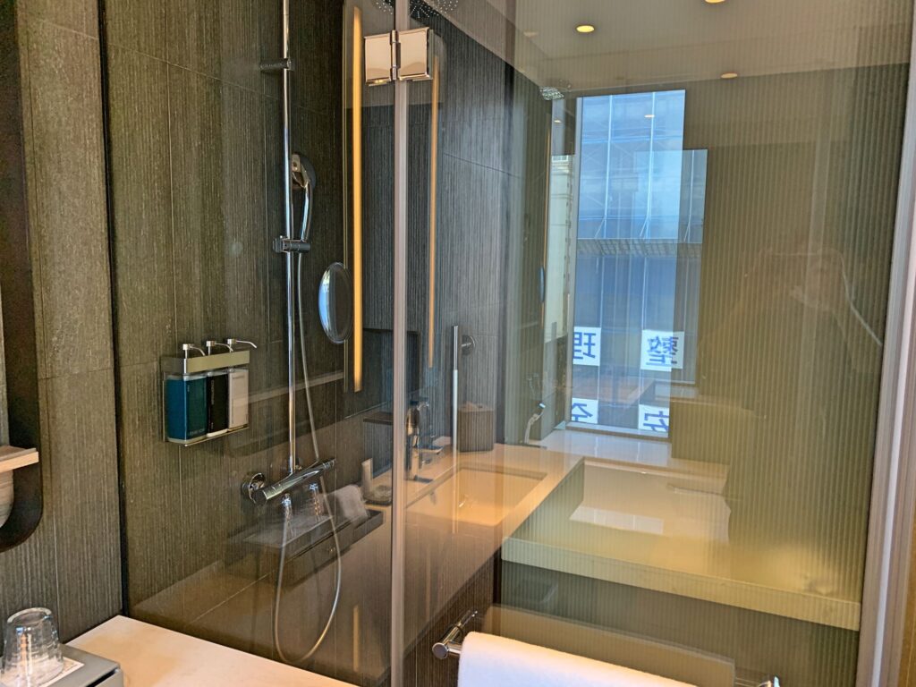 ホテルレゾナンス台北のシャワールーム