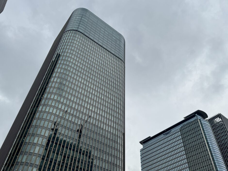 コンラッド大阪の外観