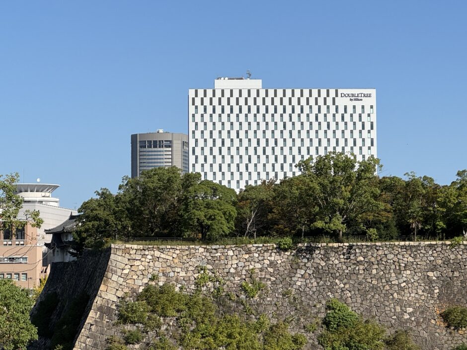 ダブルツリーbyヒルトン大阪城の外観