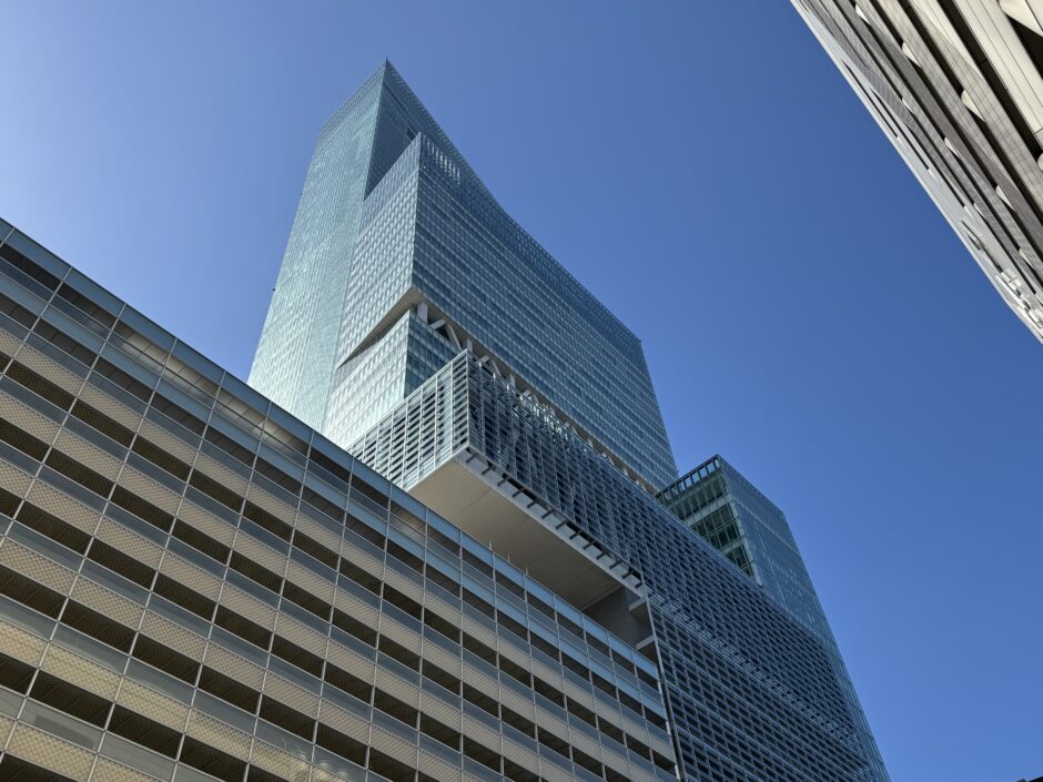 大阪マリオット都ホテルの外観