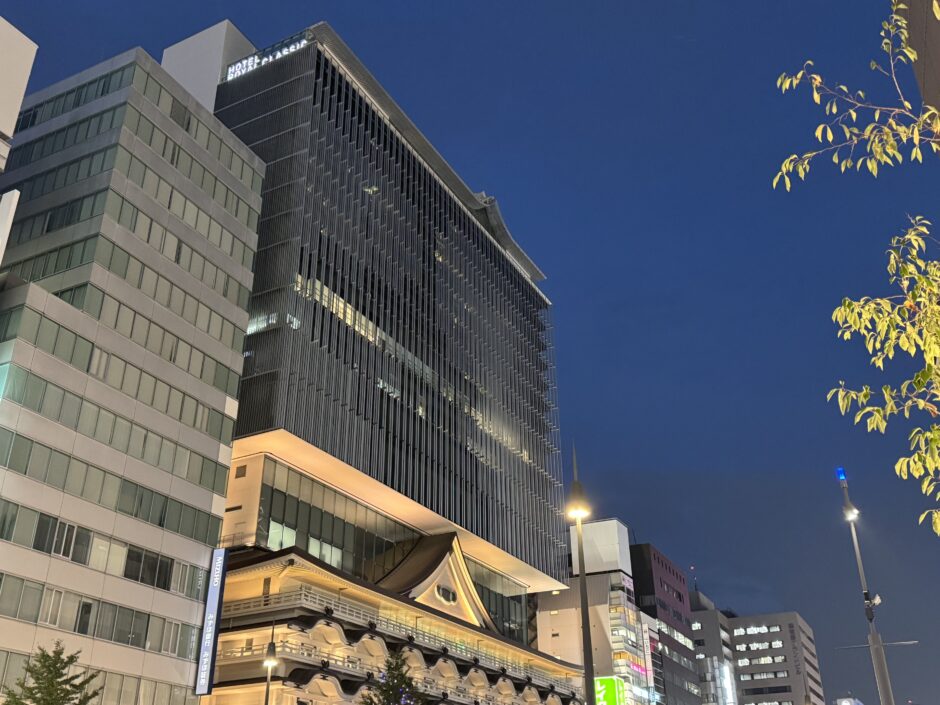 ホテルロイヤルクラシック大阪の外観