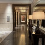 セントレジス大阪の館内