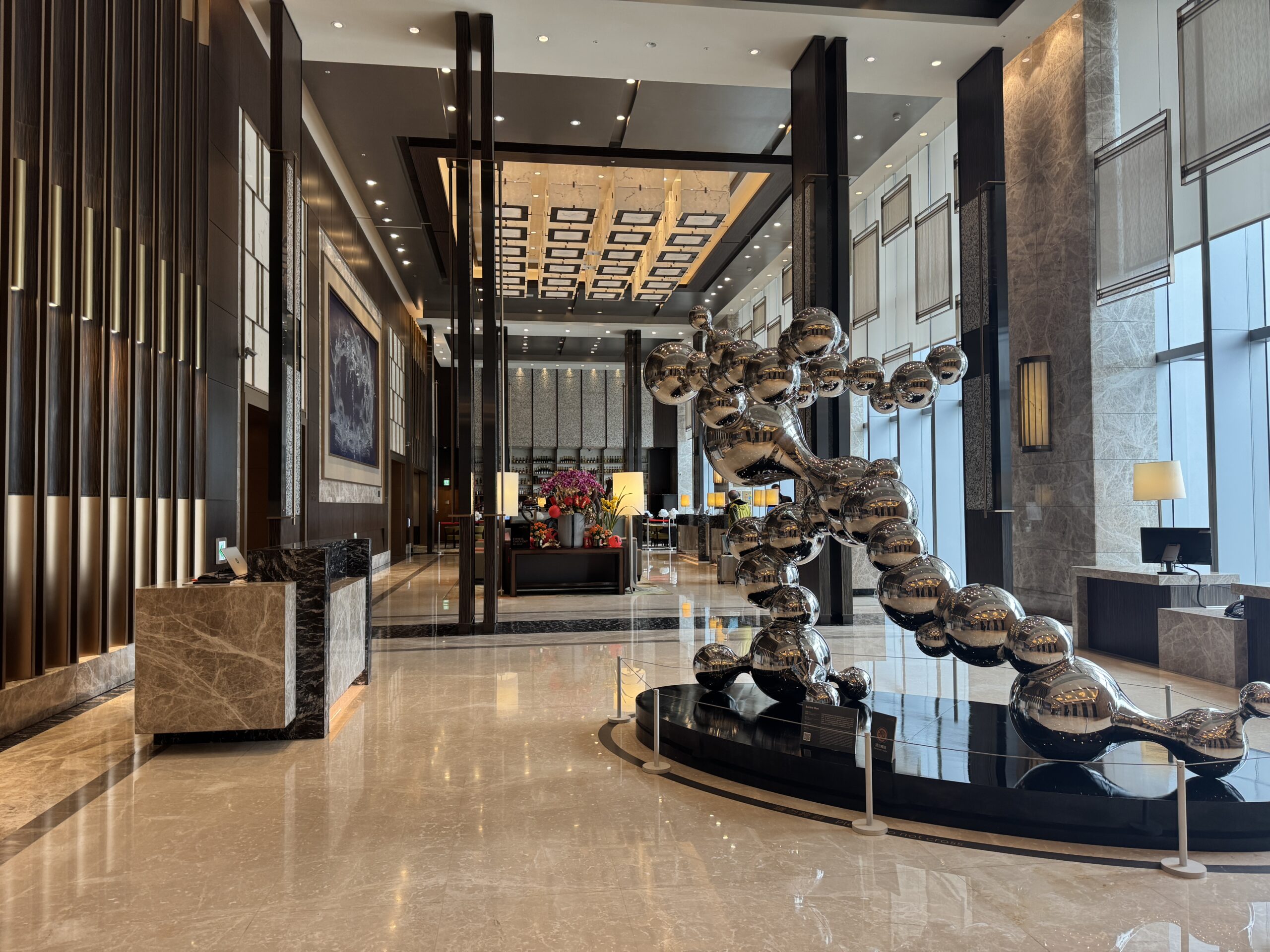 コートヤード台北のフロントロビー